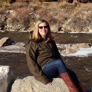 Meet your Posher, Lorie